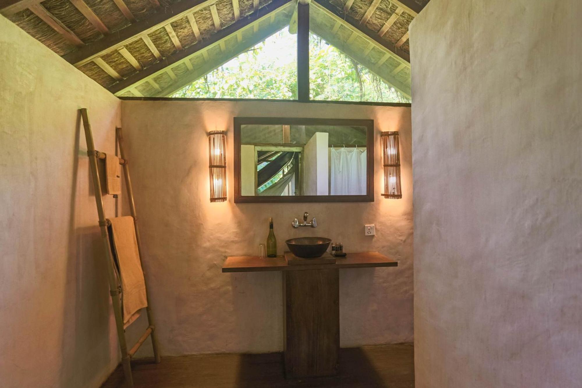Tiger Tops Tharu Lodge Csitvan Kültér fotó