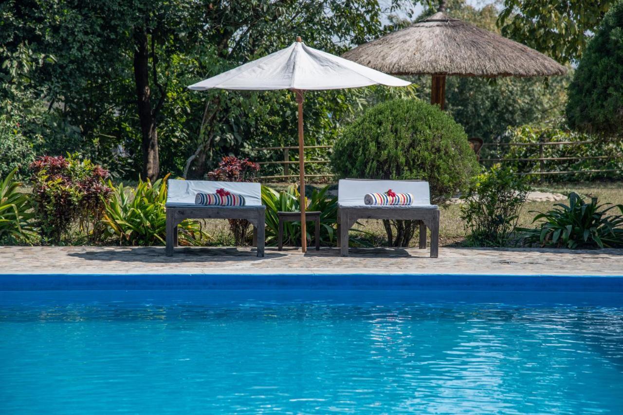 Tiger Tops Tharu Lodge Csitvan Kültér fotó